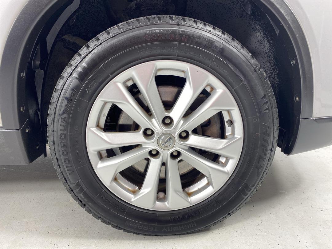 Photo '9' of Nissan X-Trail