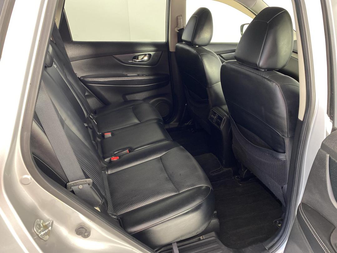 Photo '20' of Nissan X-Trail