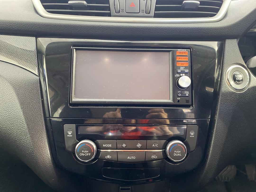 Photo '18' of Nissan X-Trail