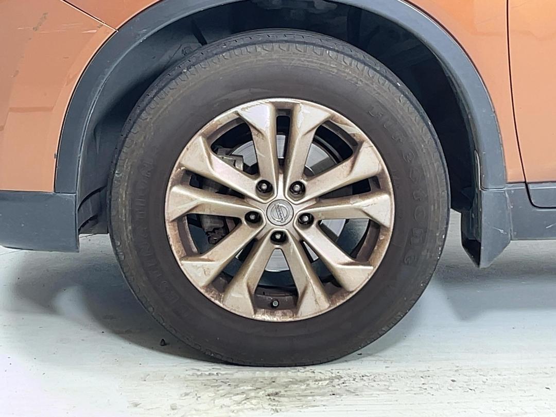 Photo '10' of Nissan X-Trail