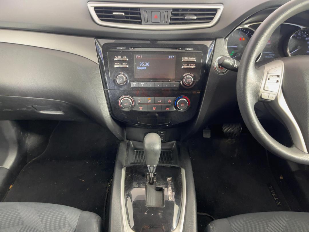 Photo '18' of Nissan X-Trail