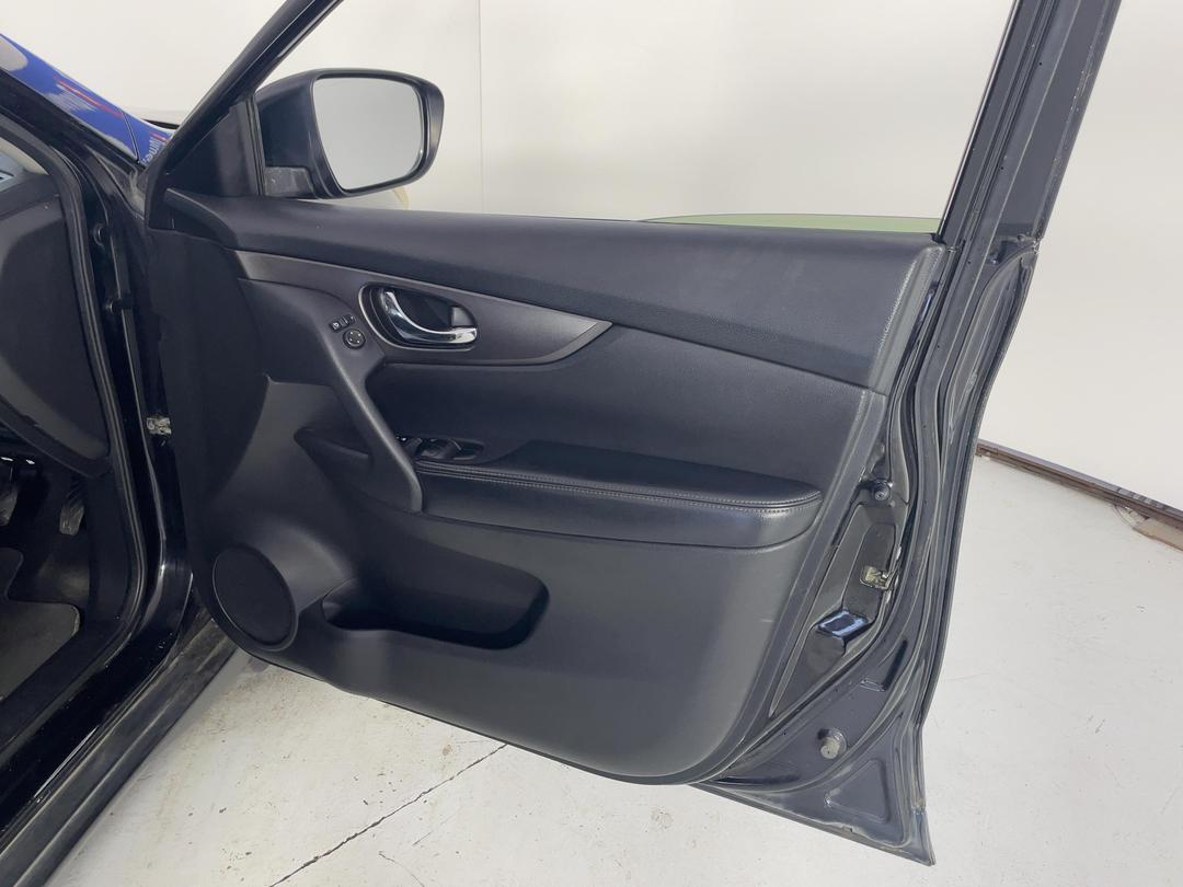 Photo '15' of Nissan X-Trail