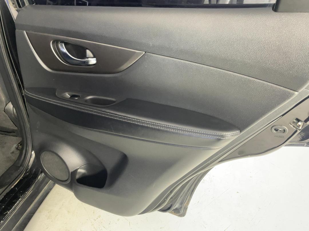 Photo '19' of Nissan X-Trail