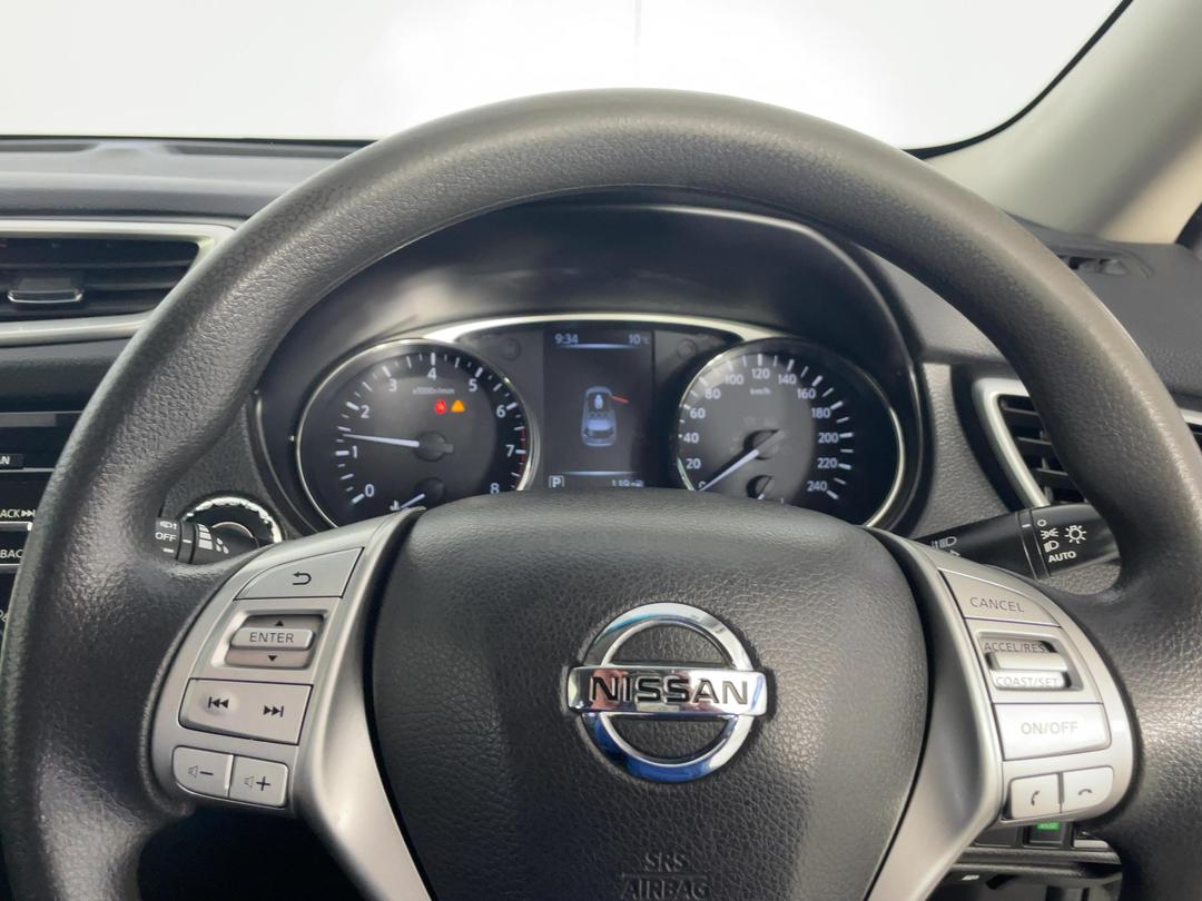 Photo '17' of Nissan X-Trail