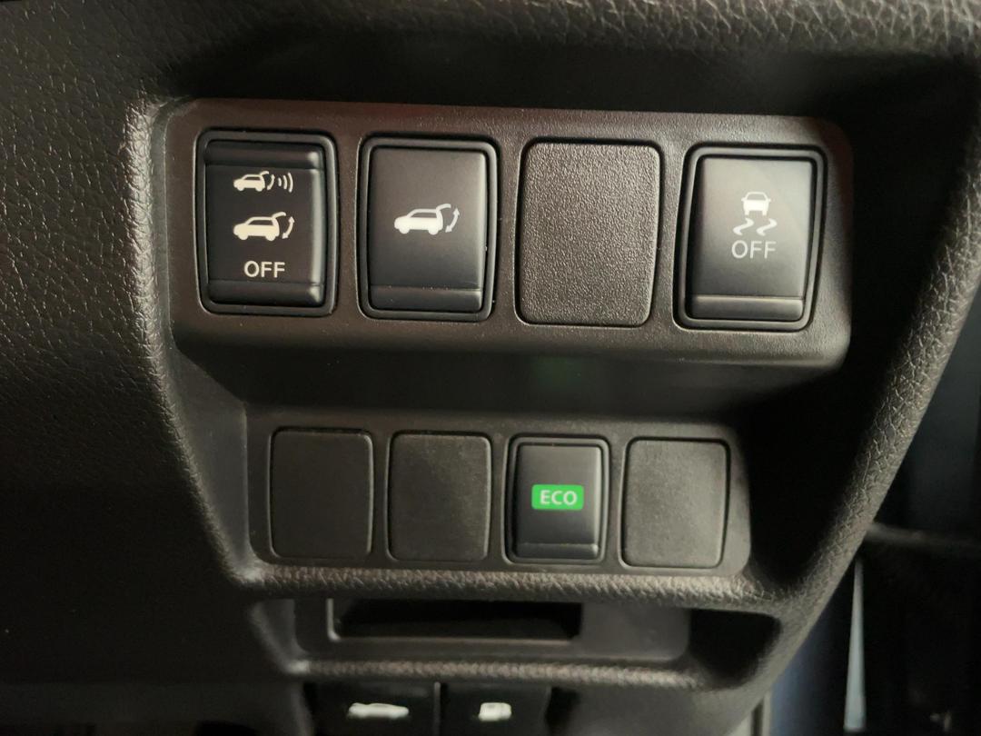 Photo '24' of Nissan X-Trail