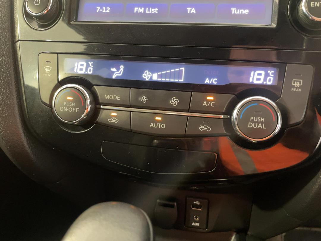 Photo '30' of Nissan X-Trail