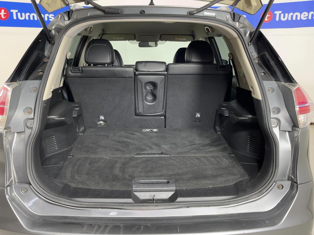 Photo '14' of Nissan X-Trail