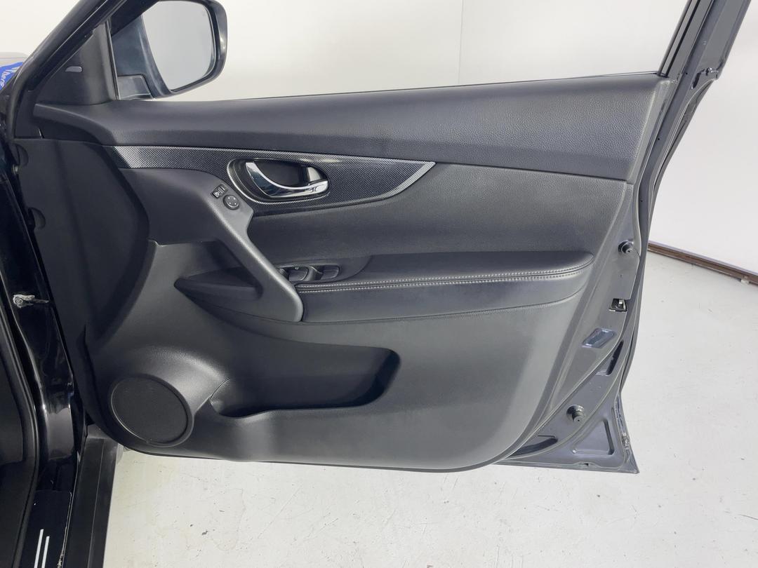 Photo '15' of Nissan X-Trail