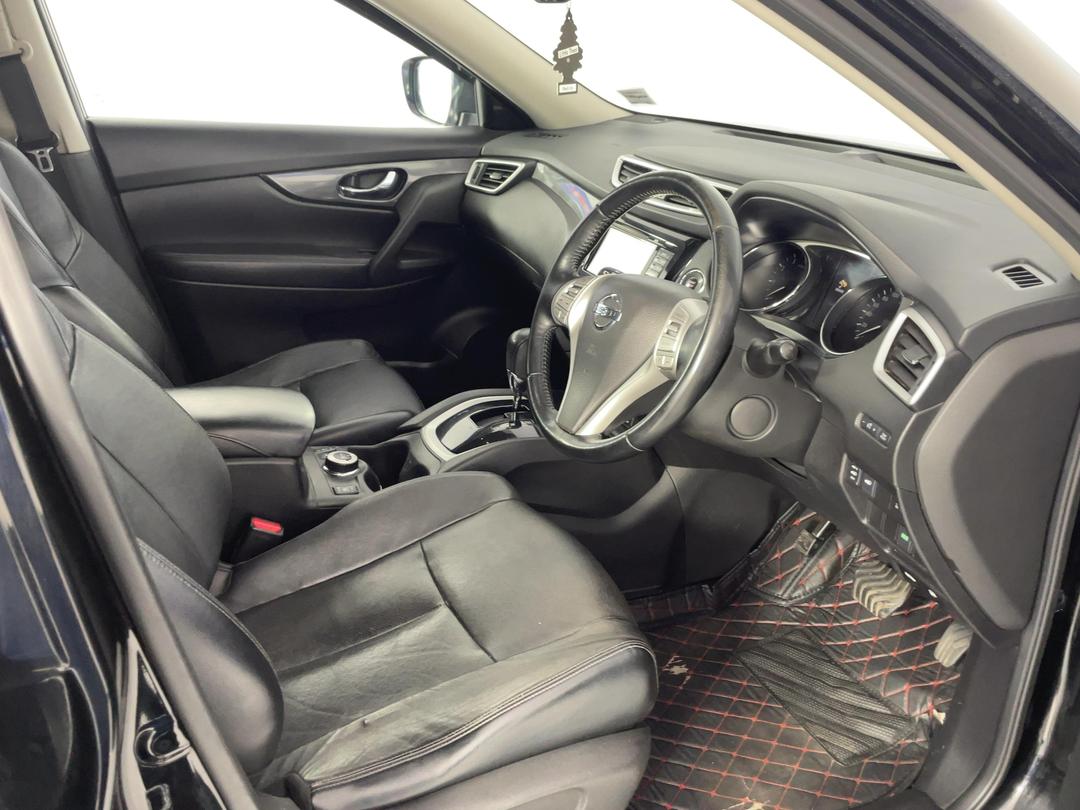Photo '16' of Nissan X-Trail