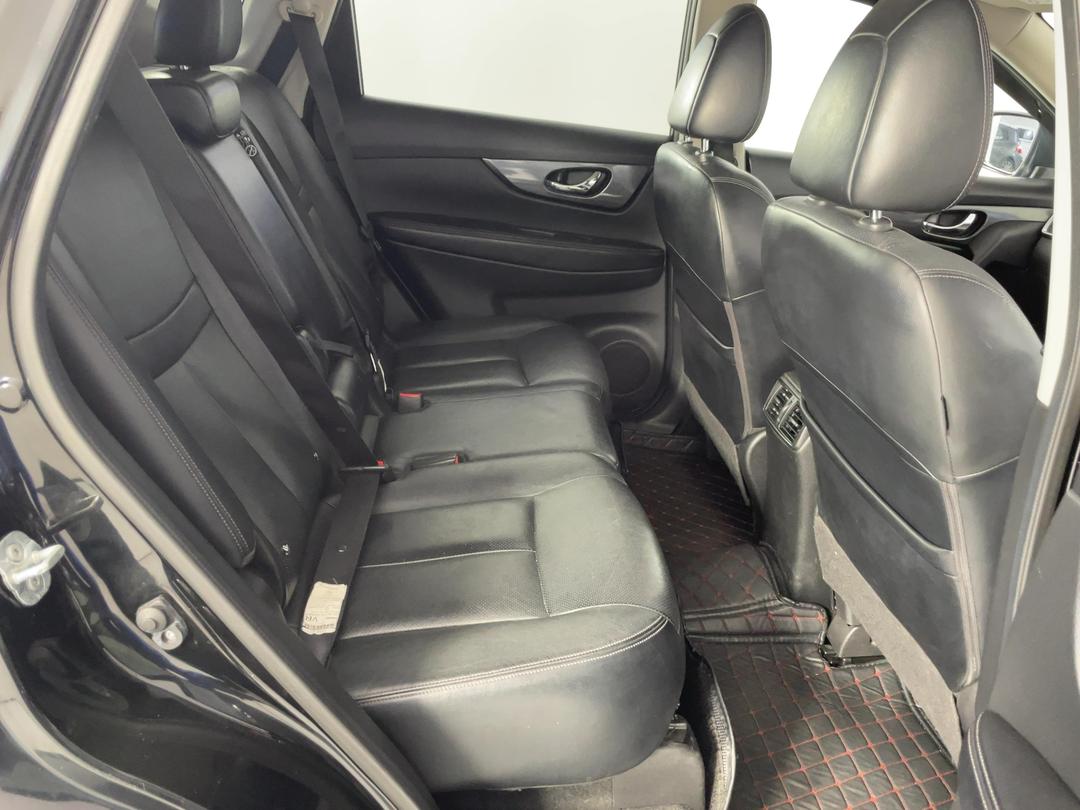 Photo '20' of Nissan X-Trail
