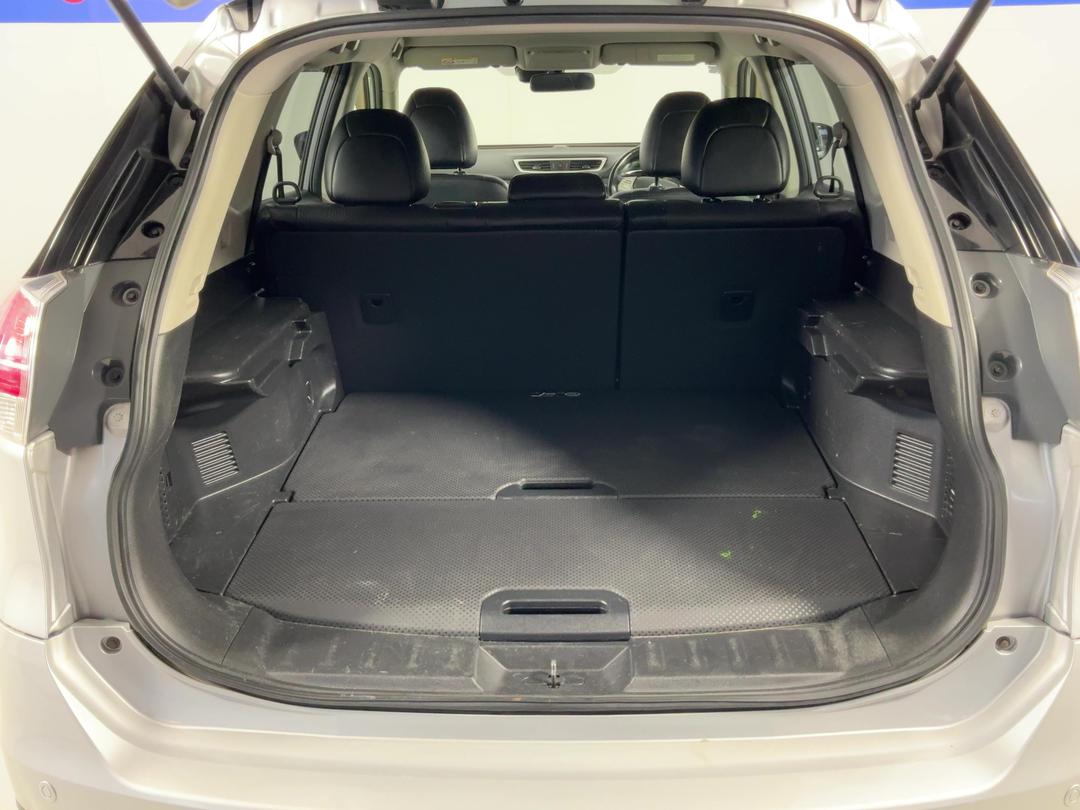 Photo '14' of Nissan X-Trail