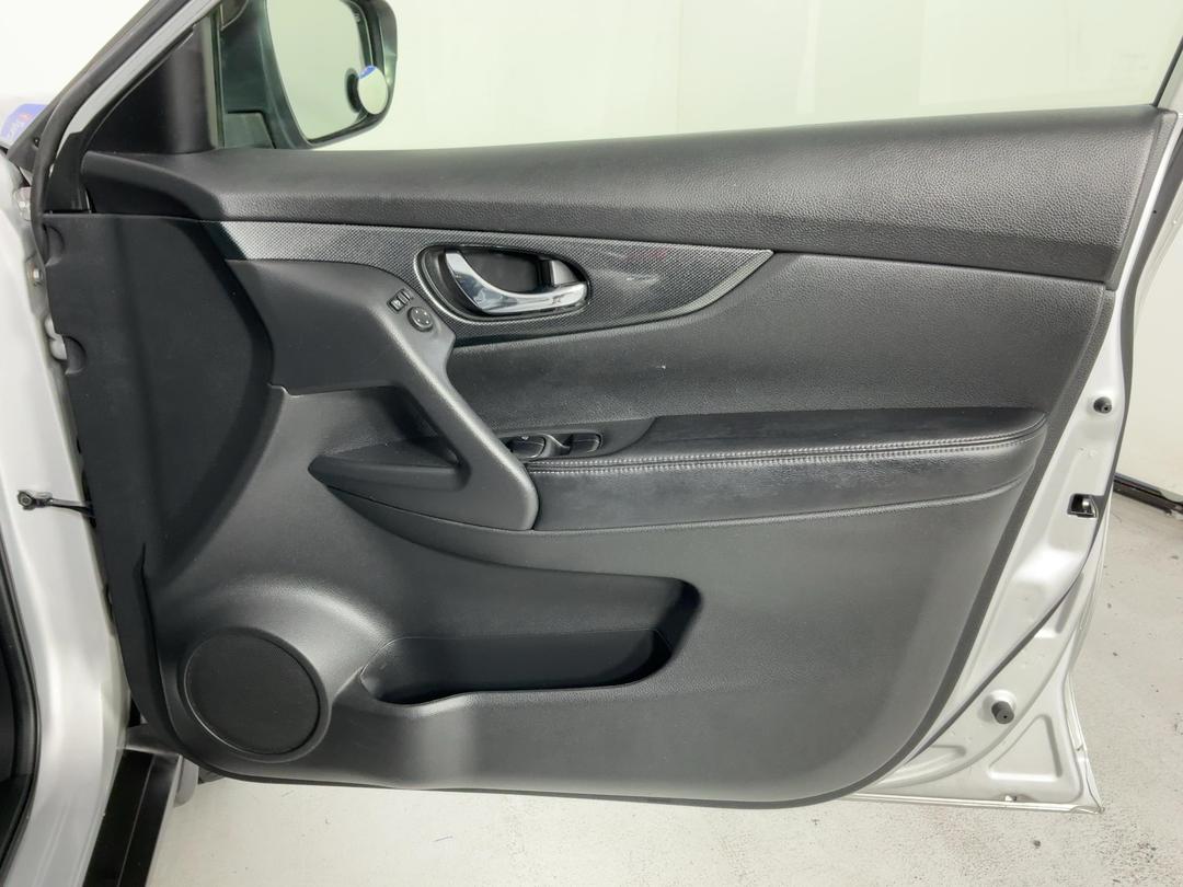 Photo '15' of Nissan X-Trail