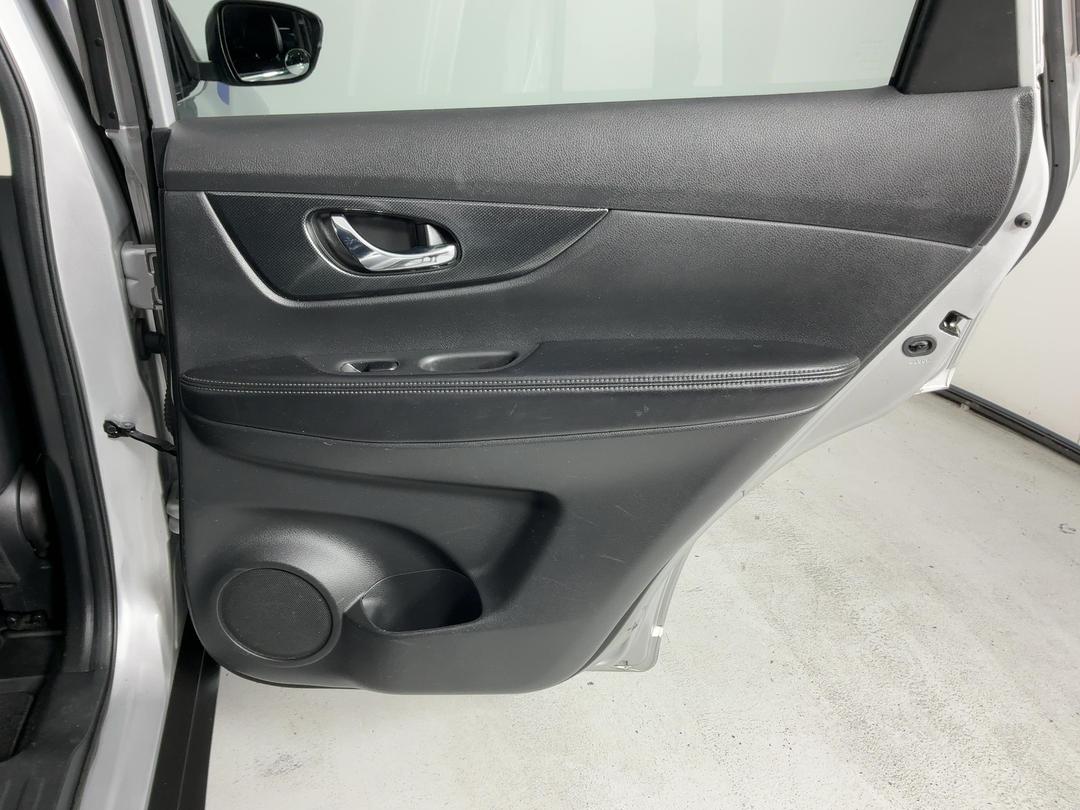 Photo '19' of Nissan X-Trail