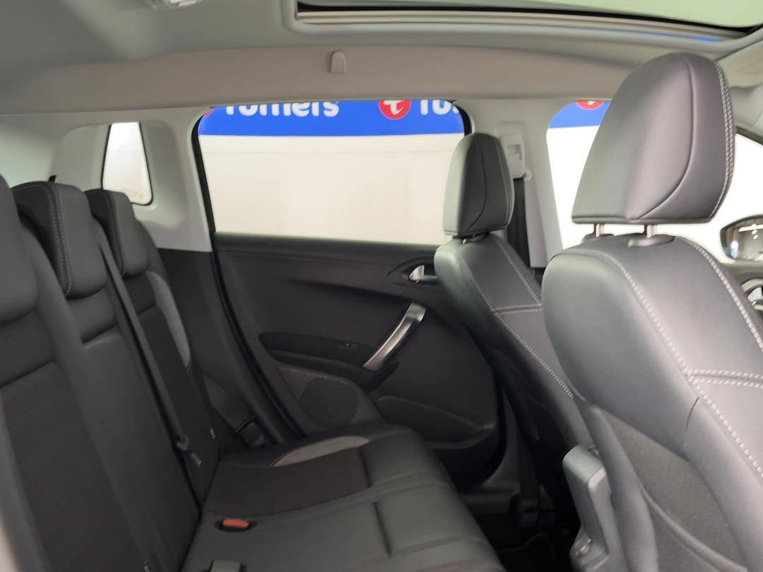 Photo '20' of Peugeot 2008