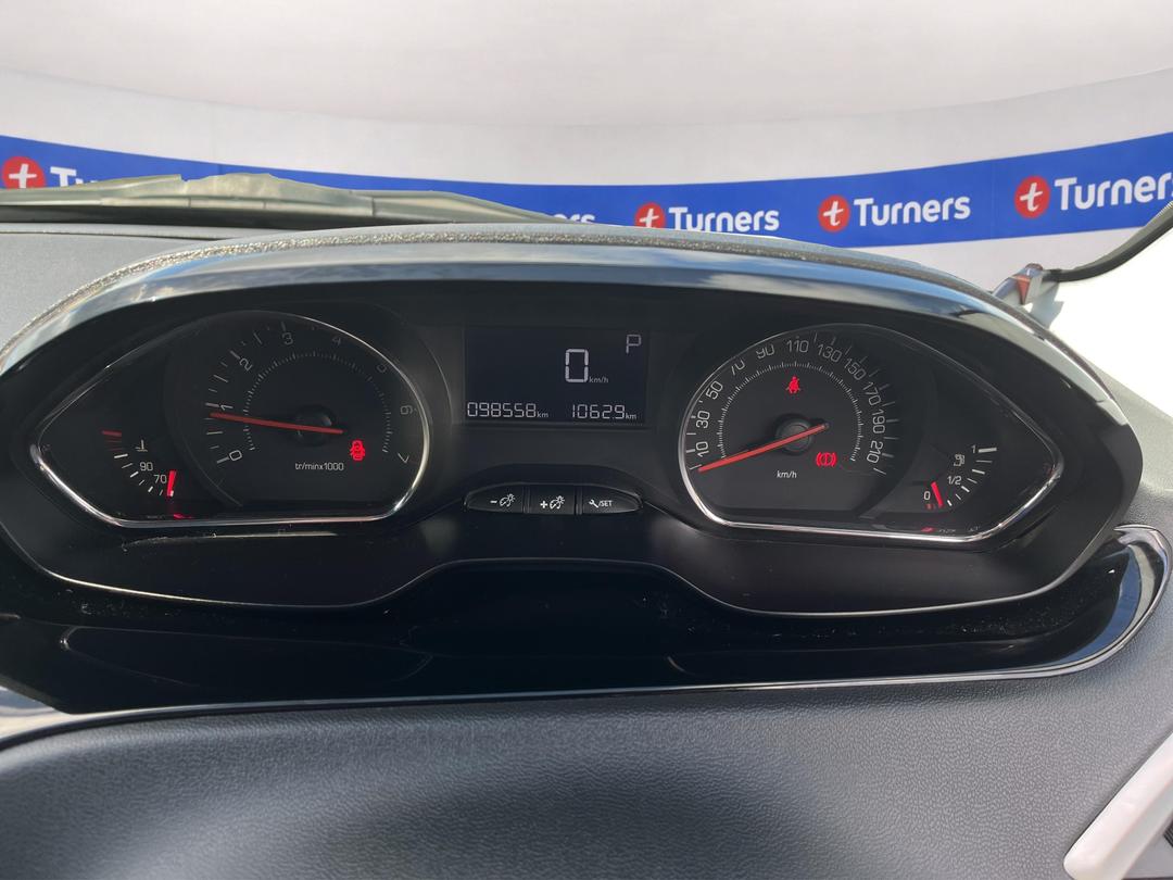 Photo '21' of Peugeot 208