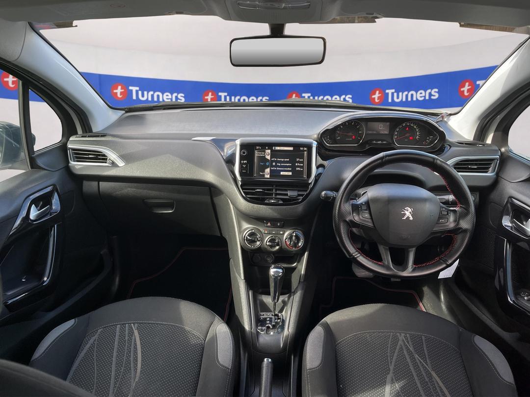 Photo '17' of Peugeot 208