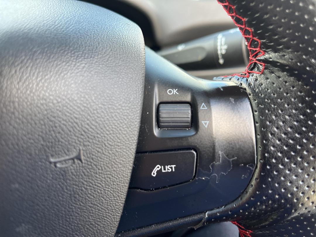 Photo '26' of Peugeot 208