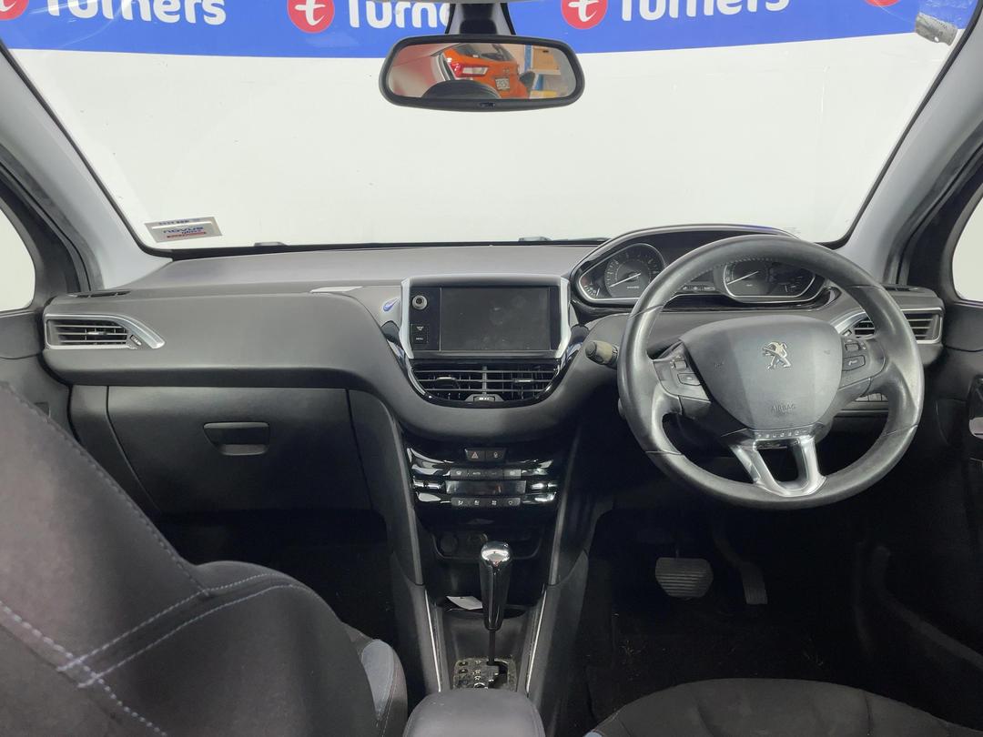 Photo '15' of Peugeot 208 Allure Photo '15' of Peugeot 208 Allure