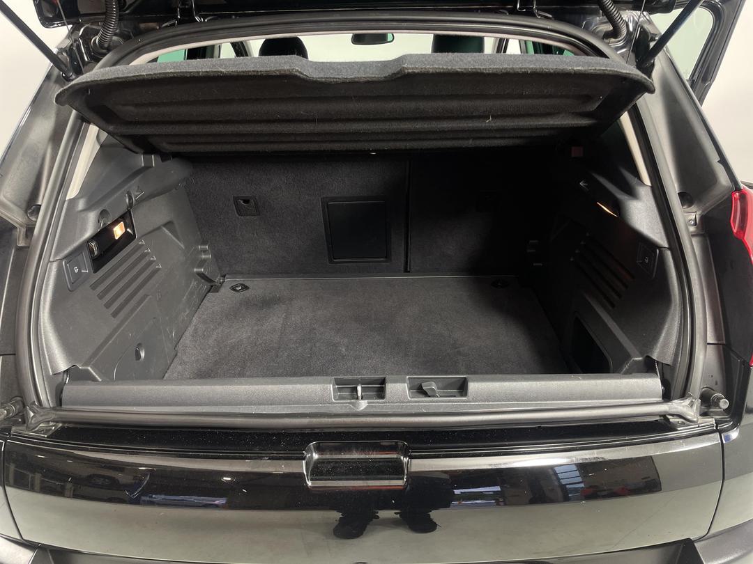 Photo '14' of Peugeot 3008