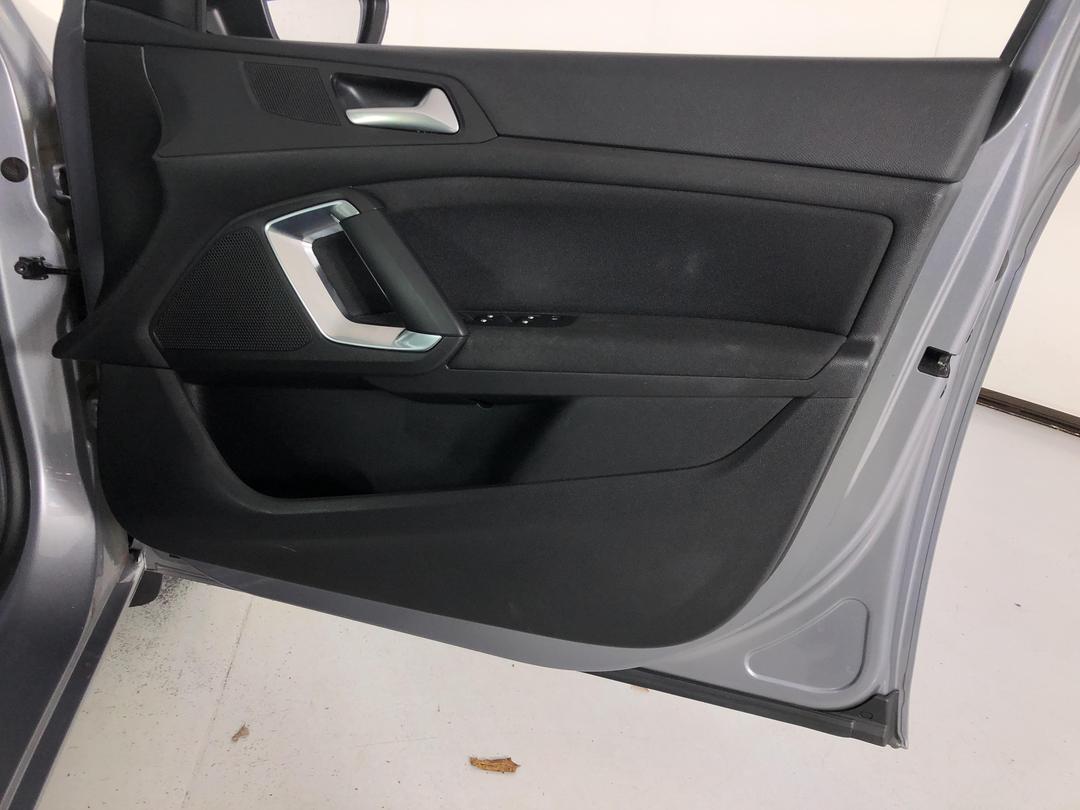 Photo '15' of Peugeot 308