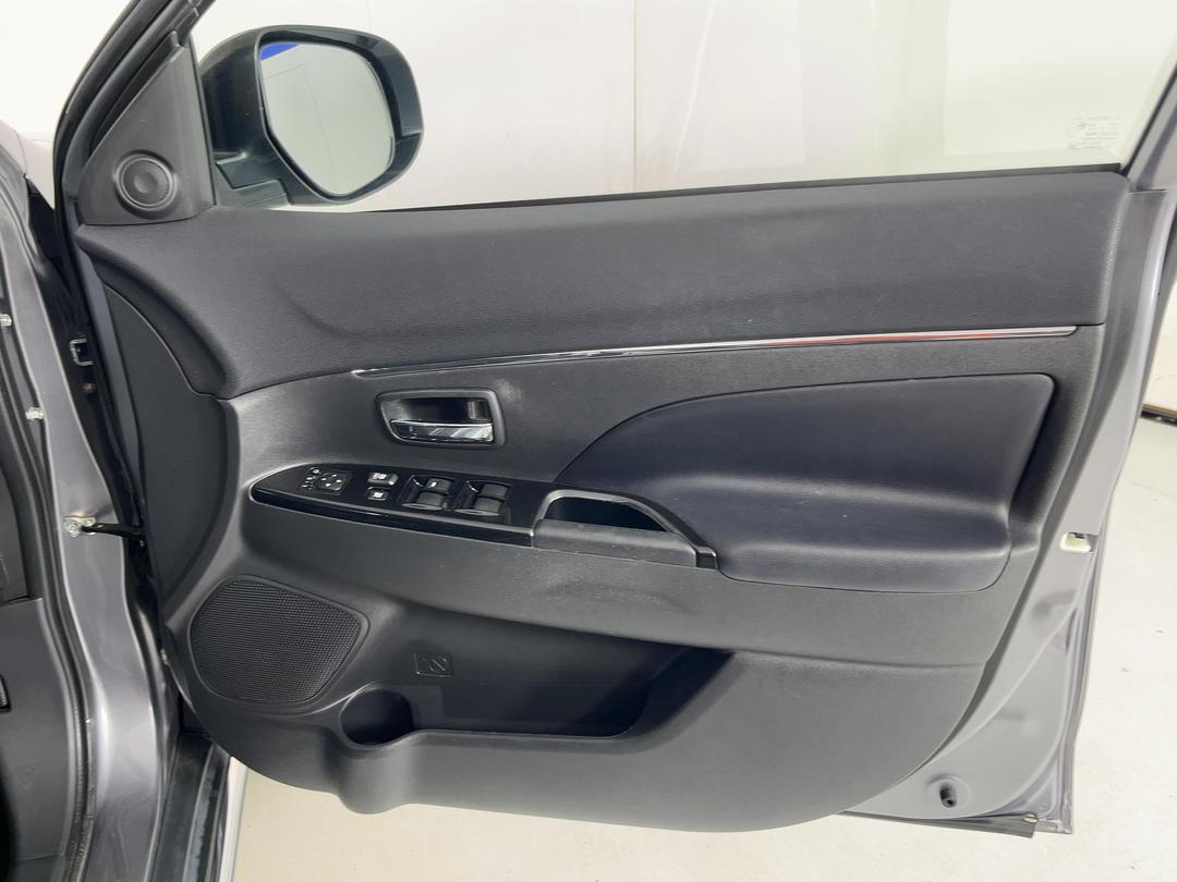 Photo '15' of Peugeot 4008