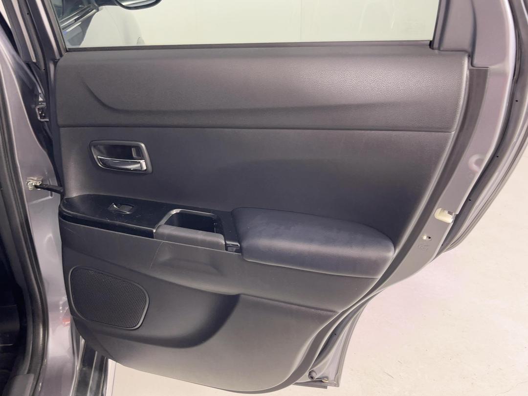 Photo '19' of Peugeot 4008