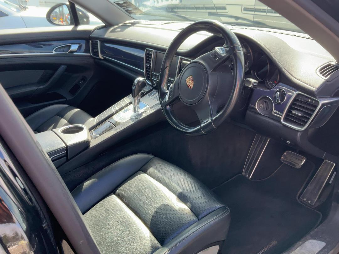 Photo '10' of Porsche Panamera D V6 Tiptronic Photo '10' of Porsche Panamera D V6 Tiptronic