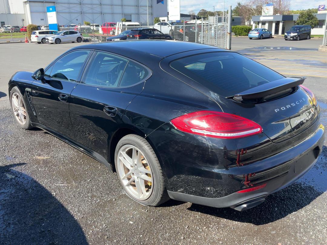 Photo '4' of Porsche Panamera D V6 Tiptronic Photo '4' of Porsche Panamera D V6 Tiptronic