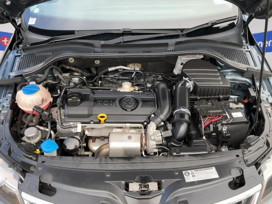 Photo '13' of Skoda Rapid