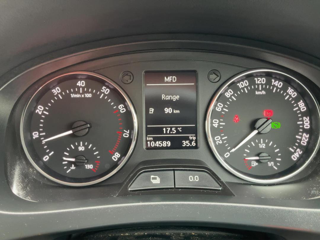 Photo '21' of Skoda Rapid