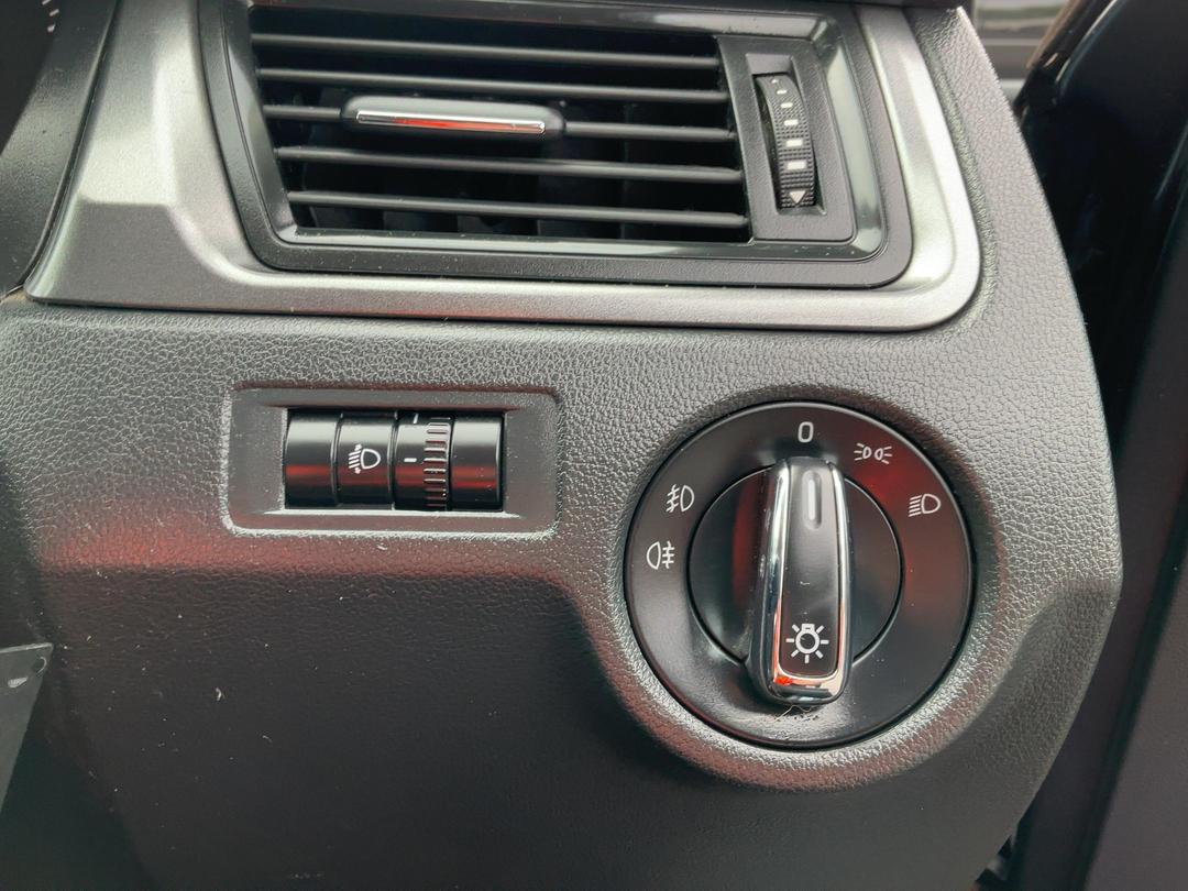 Photo '25' of Skoda Rapid