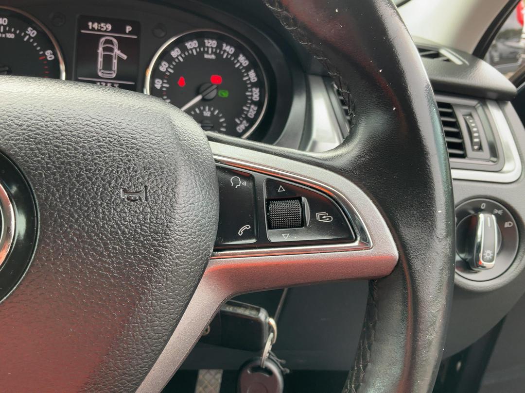 Photo '26' of Skoda Rapid