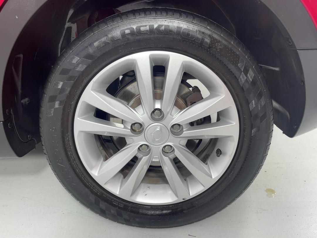 Photo '11' of Ssangyong Tivoli