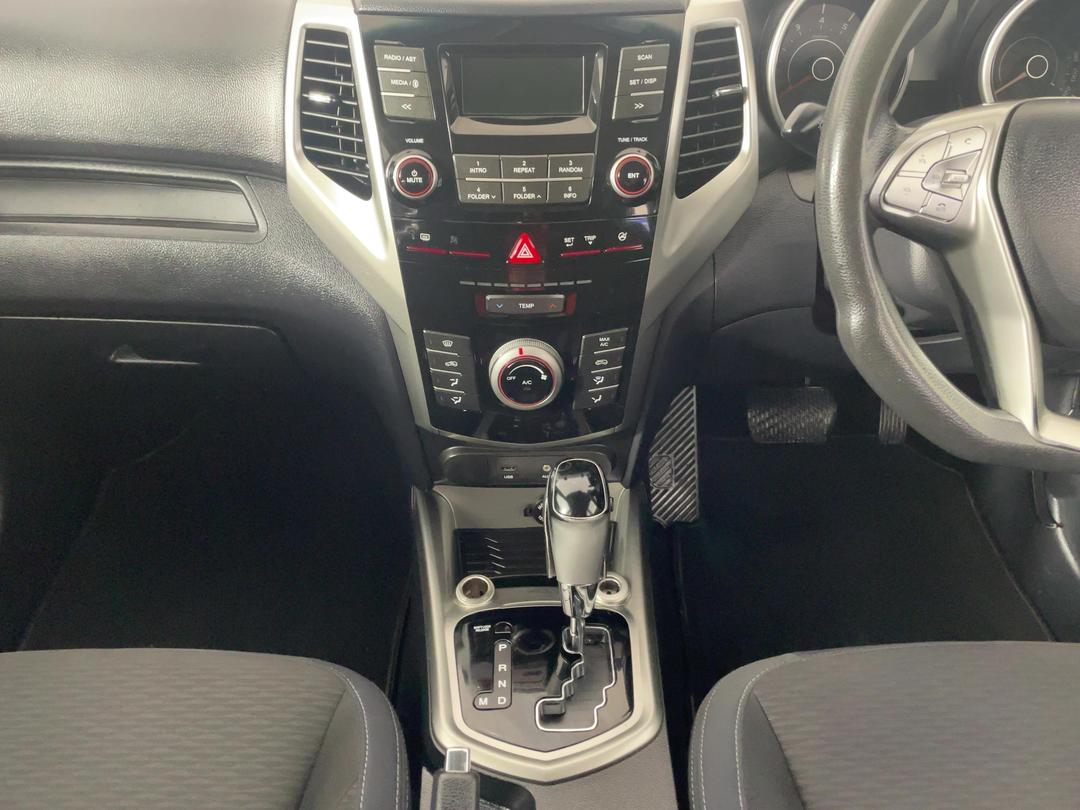 Photo '18' of Ssangyong Tivoli