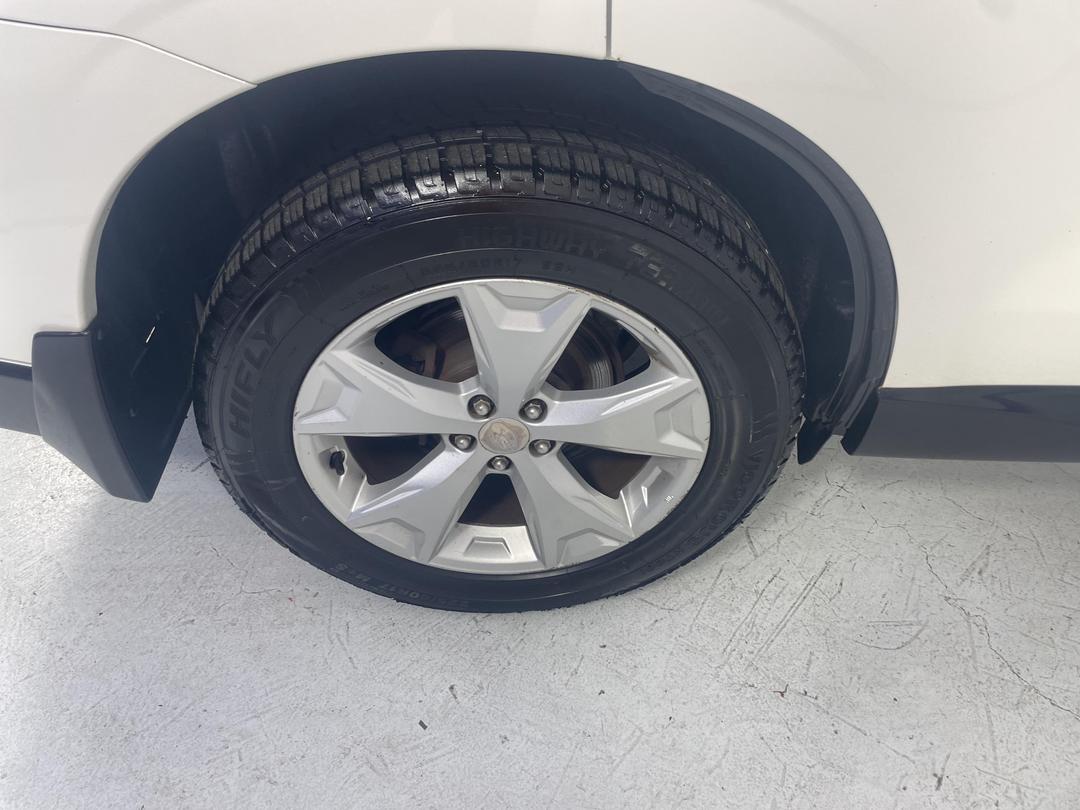 Photo '12' of Subaru Forester