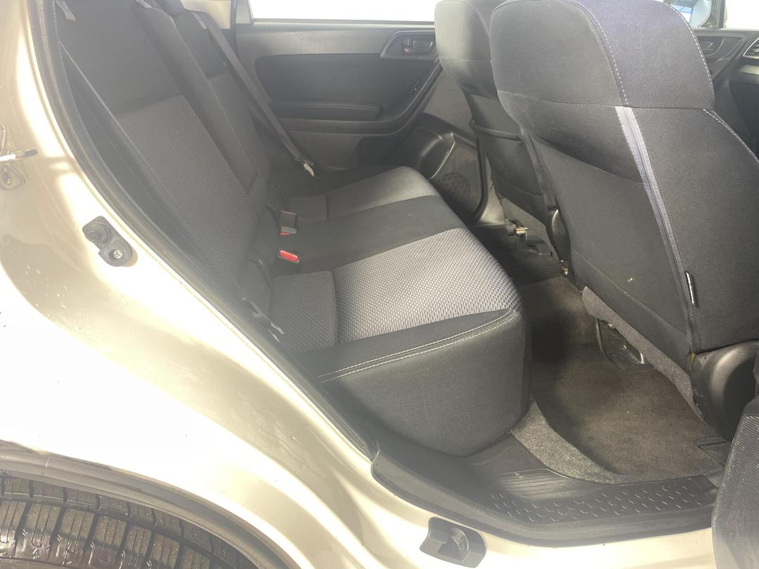 Photo '20' of Subaru Forester