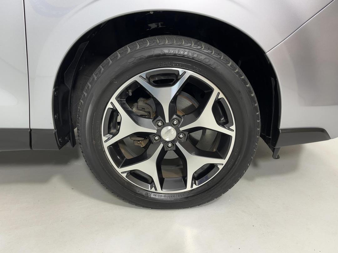 Photo '9' of Subaru Forester