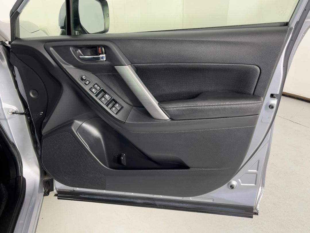 Photo '15' of Subaru Forester