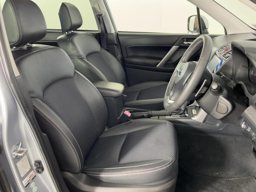 Photo '16' of Subaru Forester