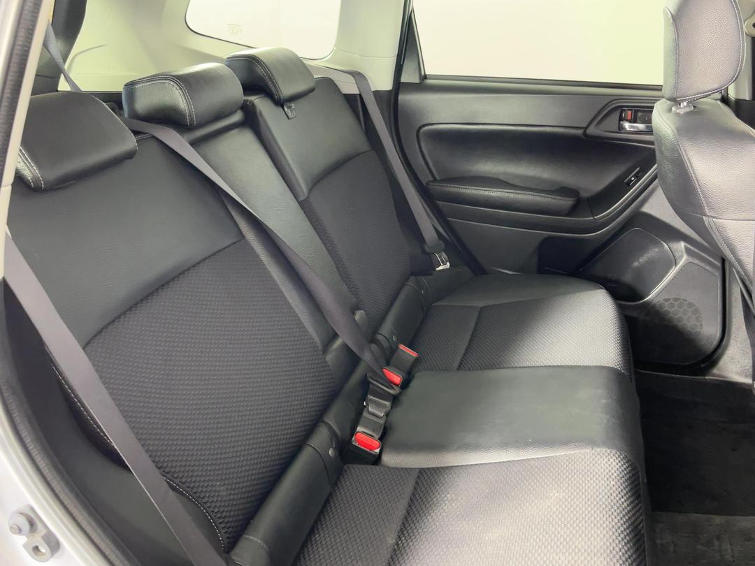 Photo '20' of Subaru Forester