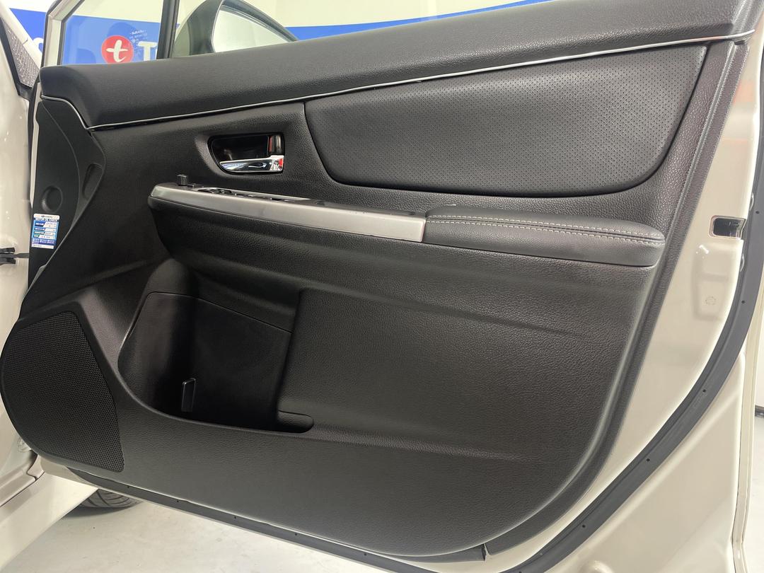 Photo '15' of Subaru Impreza