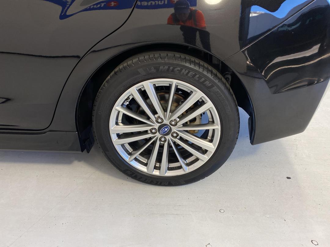 Photo '11' of Subaru Impreza