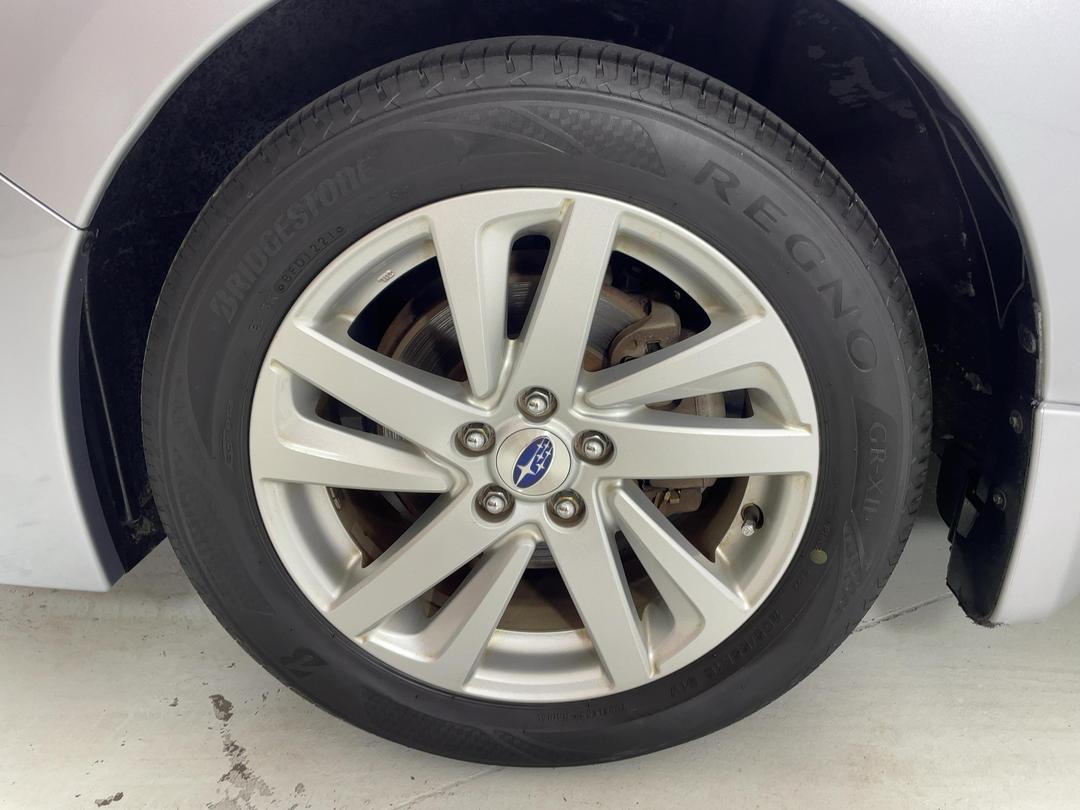 Photo '10' of Subaru Impreza