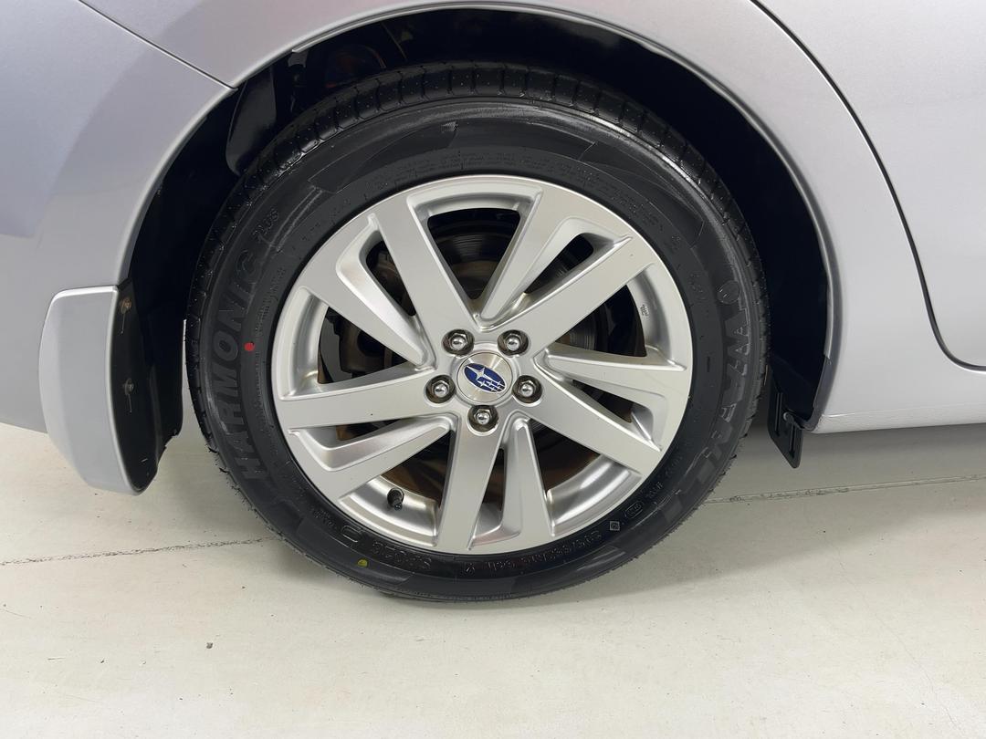 Photo '12' of Subaru Impreza