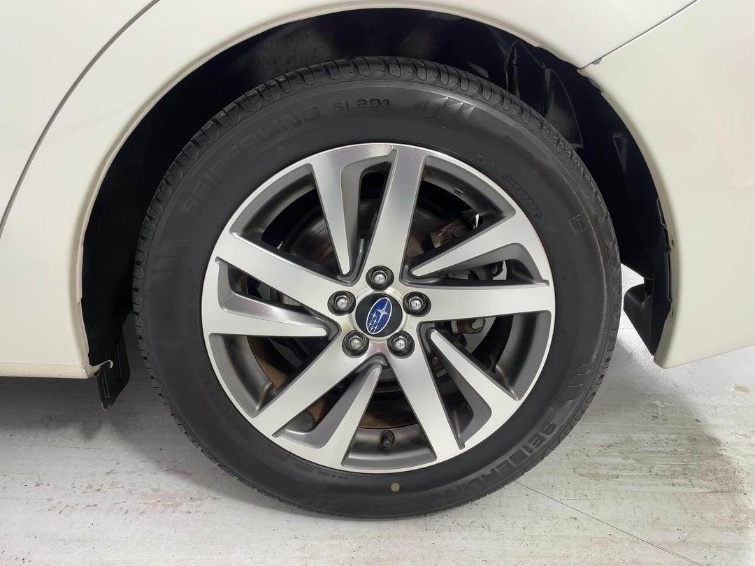 Photo '11' of Subaru Impreza