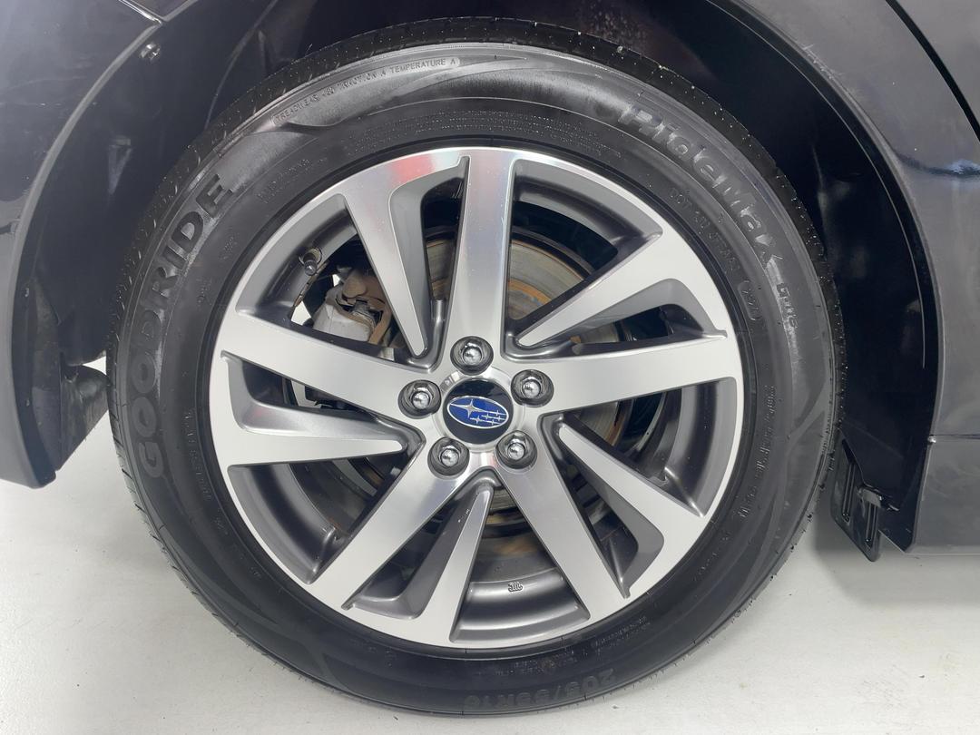Photo '12' of Subaru Impreza