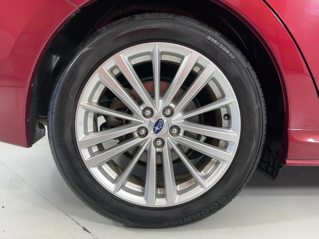 Photo '12' of Subaru Impreza