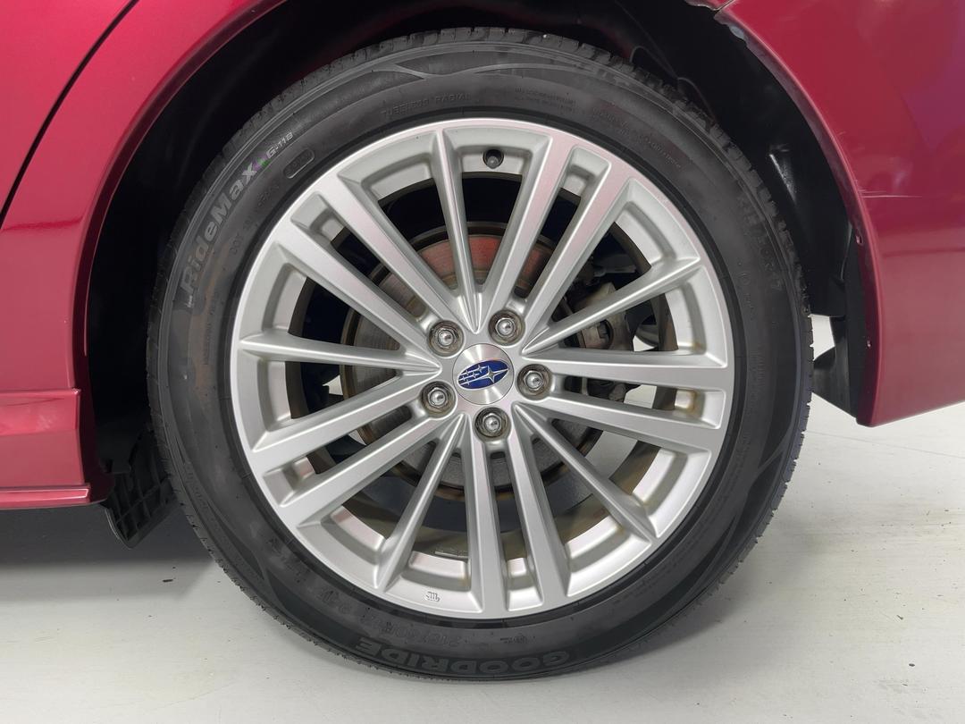 Photo '11' of Subaru Impreza