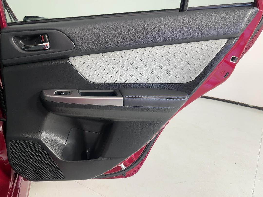 Photo '19' of Subaru Impreza
