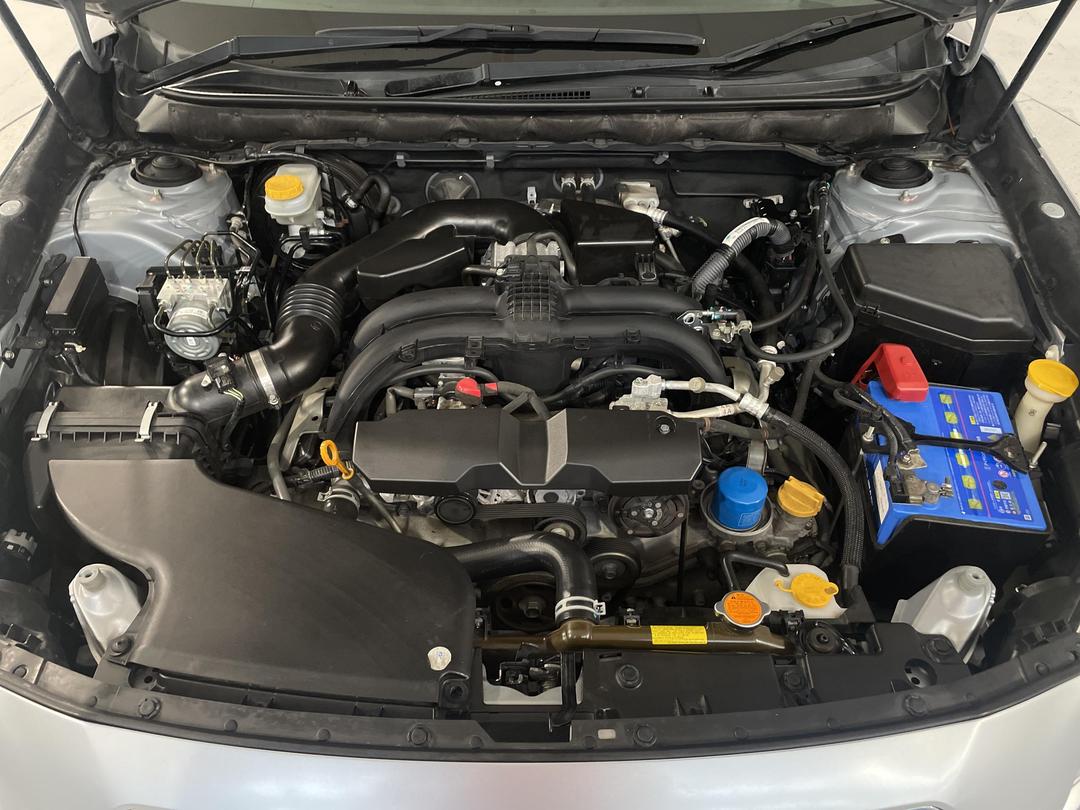 Photo '13' of Subaru Legacy